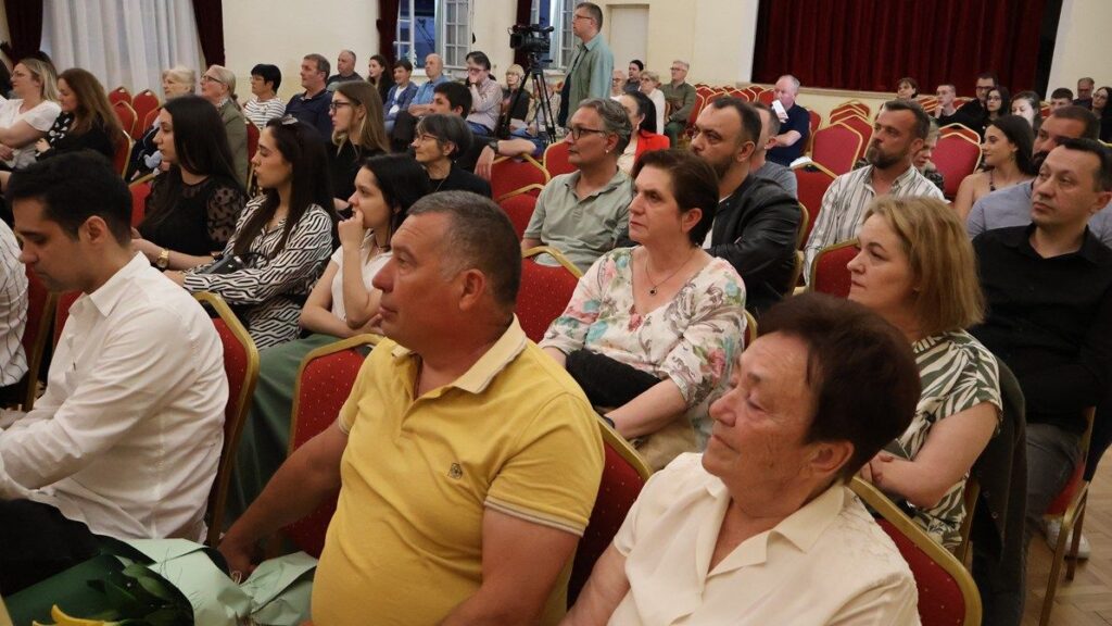 Otvorena manifestacija ,,Maj mesec muzike“ 6 13860 jOGjcdQPOhf2 1200