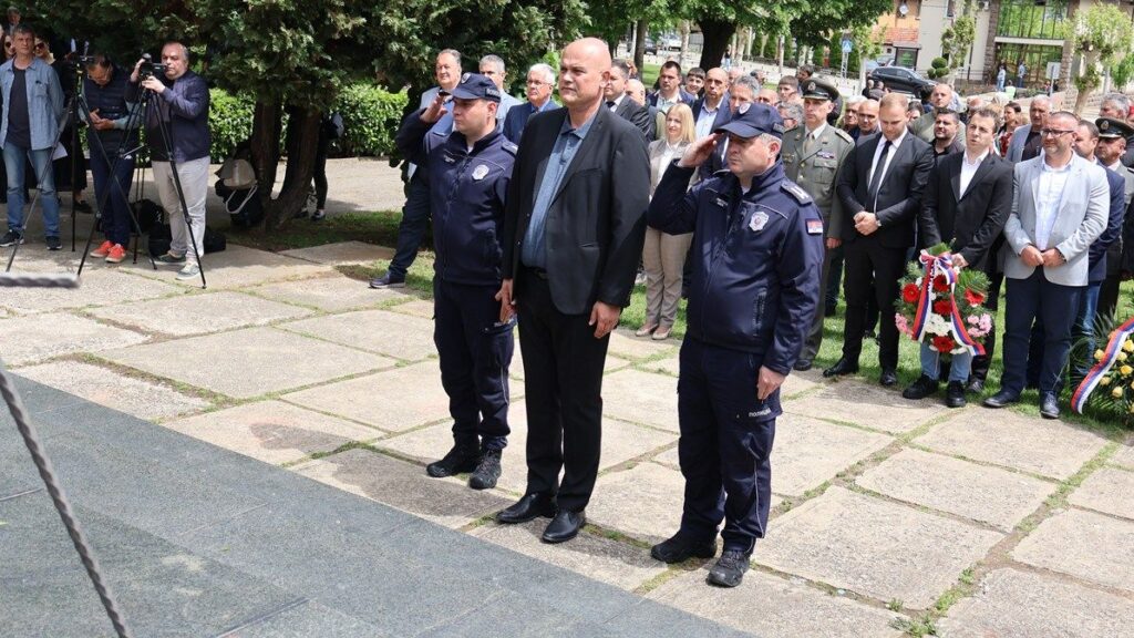 U Vranju obeležen Dan pobede nad fašizmom 10 13865 Cygrp72JwfI8 1200