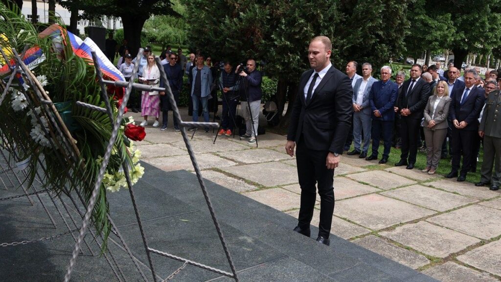 U Vranju obeležen Dan pobede nad fašizmom 7 13865 nMvZoLSgM1RY 1200