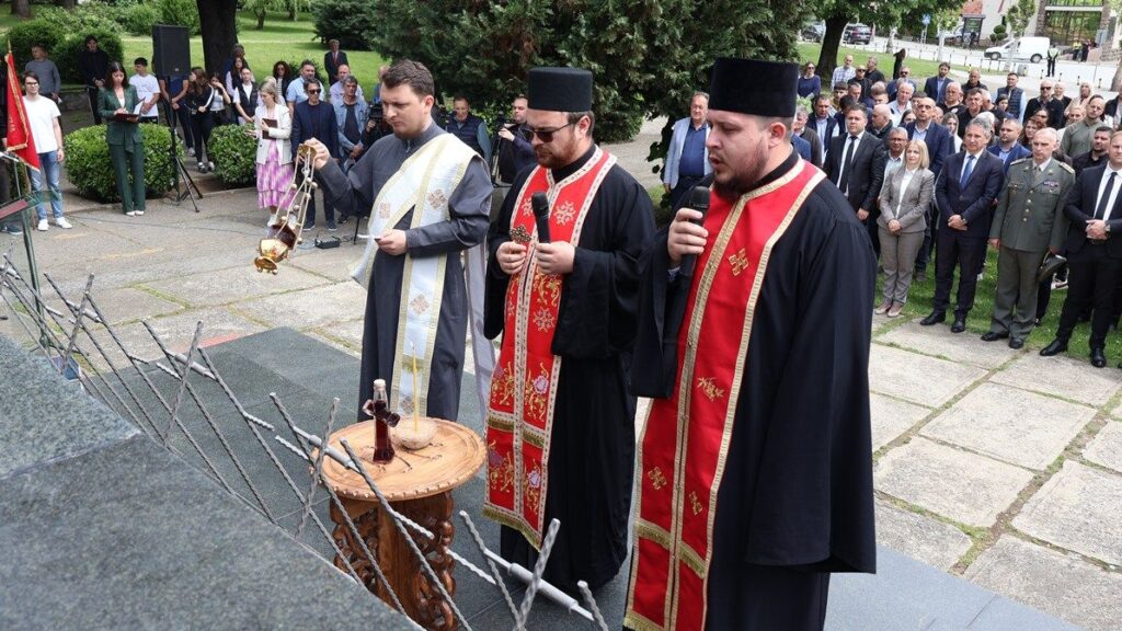 U Vranju obeležen Dan pobede nad fašizmom 12 13865 xShOJZoSsWfq 1200
