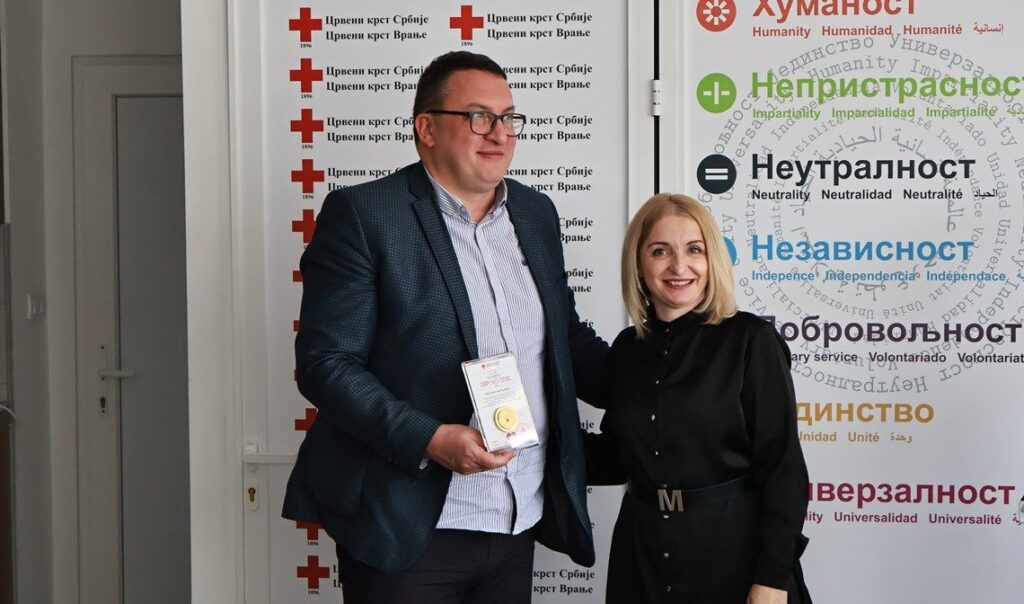 Crveni krst Vranje svečano obeležio Nacionalni dan dobrovoljnih davalaca krvi 5 13871 jNZXWZSQDuY3 1200