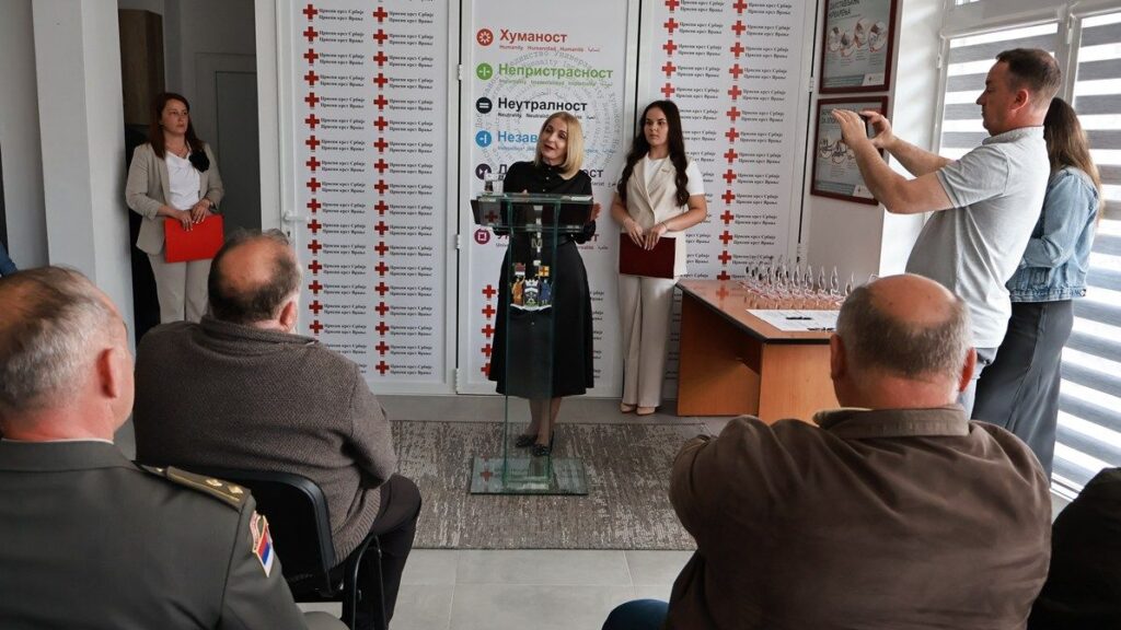 Crveni krst Vranje svečano obeležio Nacionalni dan dobrovoljnih davalaca krvi 2 13871 mne20awBuq3i 1200