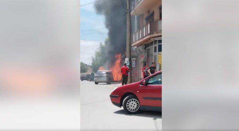 Auto se zapalio u Kosovskoj ulici pa završio u mesari 1 Screenshot 2025 05 15 142022
