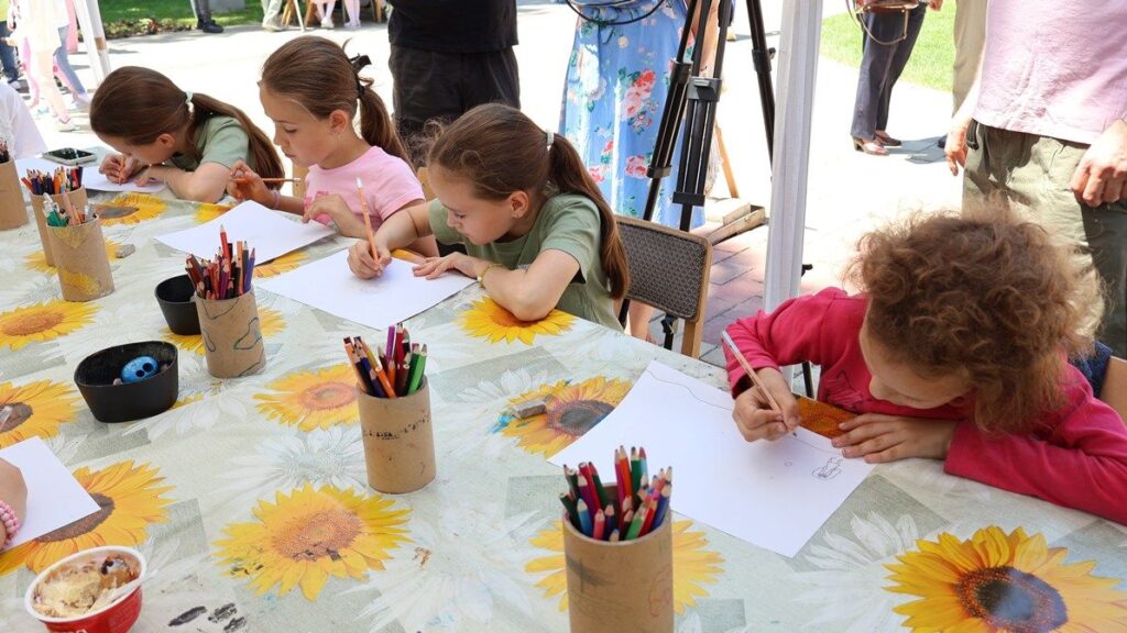 Otvoren dečji festival ,,Vreme radosti“ 5 13914 YhVhcxZEsVio 1200