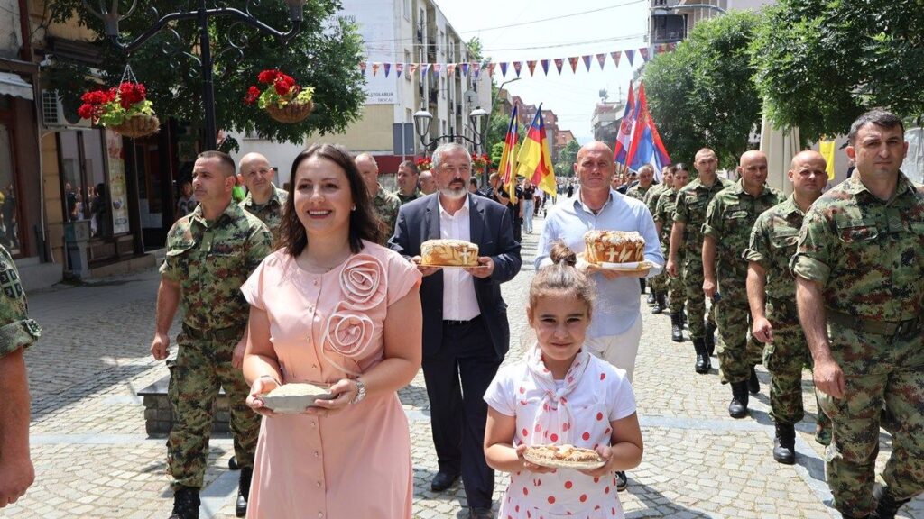 Vranje obeležilo gradsku slavu - "Duhovski ponedeljak" 18 13933 bh6DmMgprdQi 1200