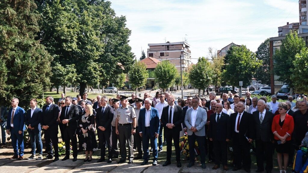 Vranje obeležilo godišnjicu oslobođenja u Drugom svetskom ratu 12 14072 OXTbZdVNR4Ik 1200