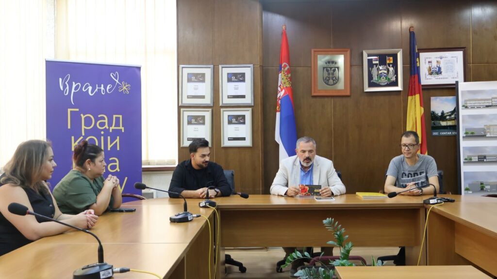 Poklon vaučeri za đake prvake romske nacionalne manjine 2 14088 Hx03wDC0GTCq 1200
