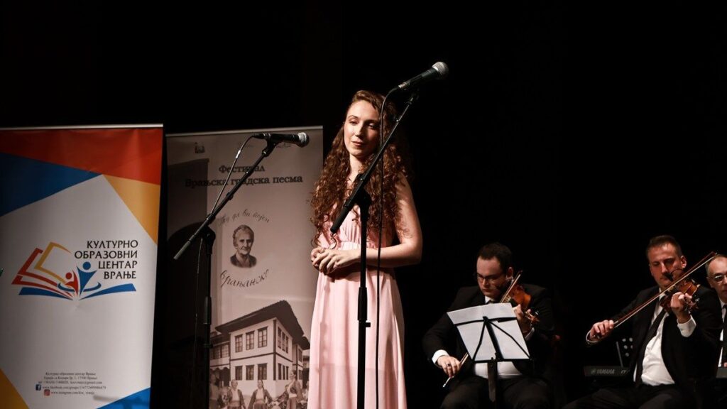 Održano prvo veče festivala ,,Vranjska gradska pesma“ 8 14120 9FRsQ3AMcnjK 1200