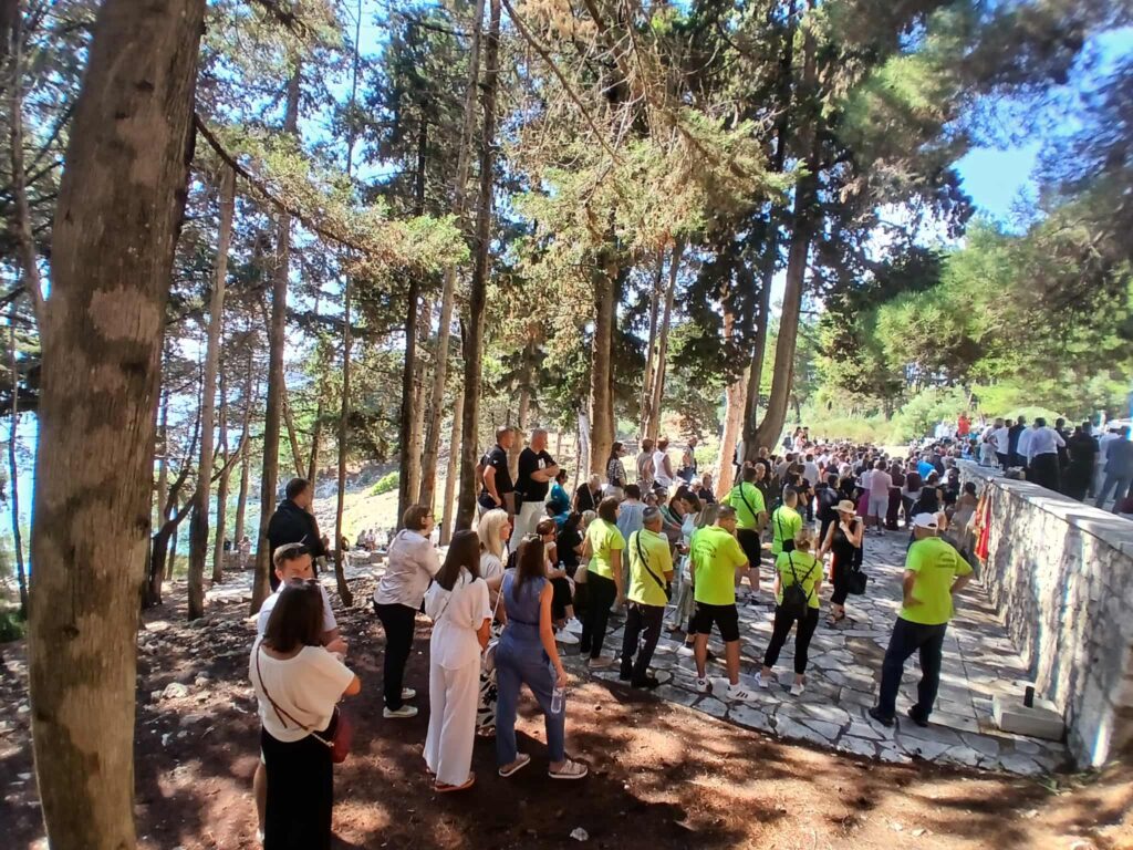 Na Krfu obeleženo sećanje na iskrcavanje i prihvat Srba 1916. godine (FOTO) 4 97160877 1532 4126 83ac 6bf55bb4ca27