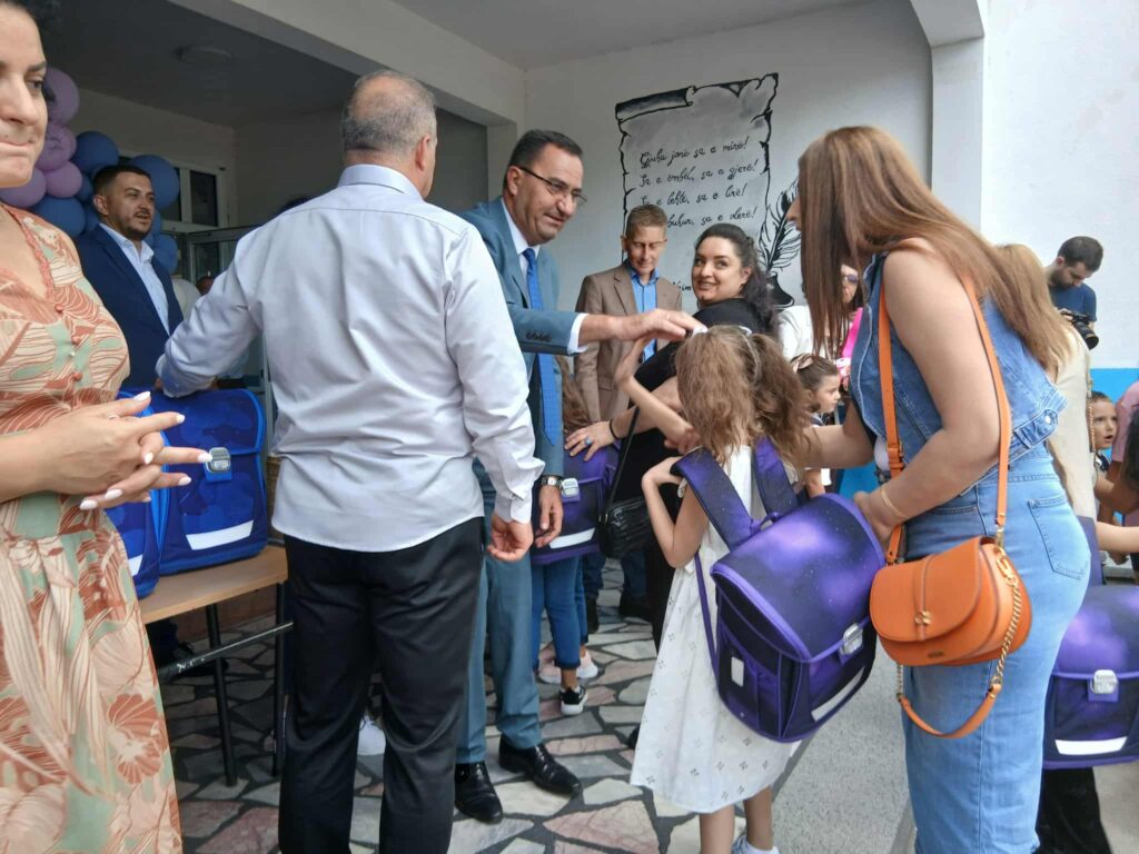 Besplatne đačke torbe i školski pribor za prvake u Bujanovcu i Preševu 5 e292df7c 2104 408d b288 c33dae056c95