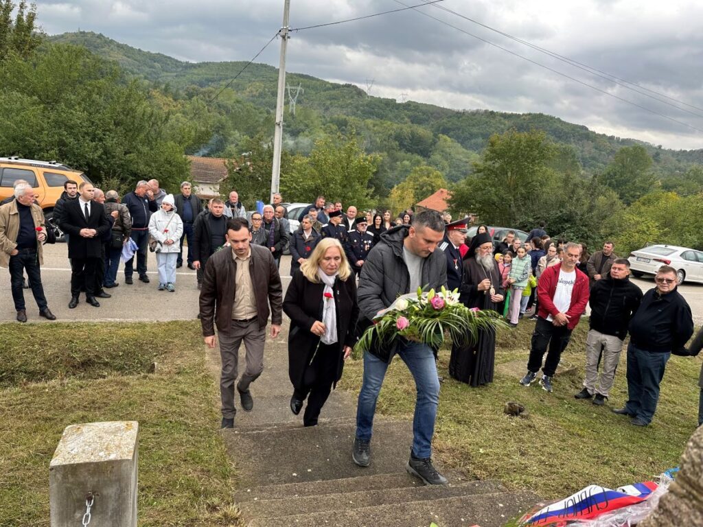 Položeni venci na spomenik ruskim vojnicima Kubanske kozačke vojske u Korbevcu 6 14165 x9BF7OMdXIiF 1200
