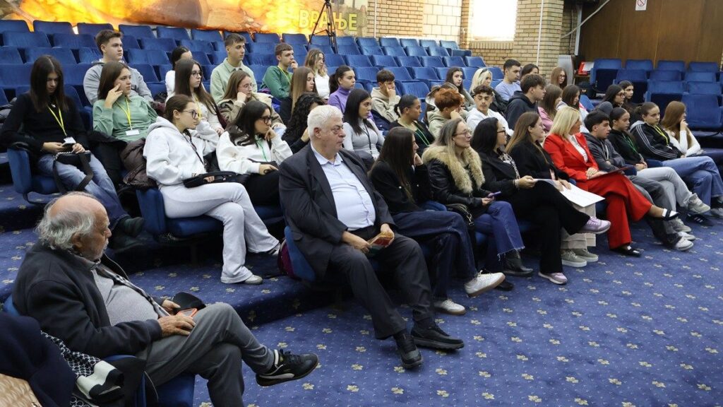 Prijem za učenike i profesore Gimnazije „Federico II di Svevia“ iz Italije 4 14173 0tlejywMQOtW 1200