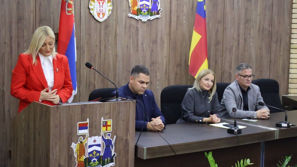 Prijem za učenike i profesore Gimnazije „Federico II di Svevia“ iz Italije 5 14173 9wuxNA1ZMtK5 1200