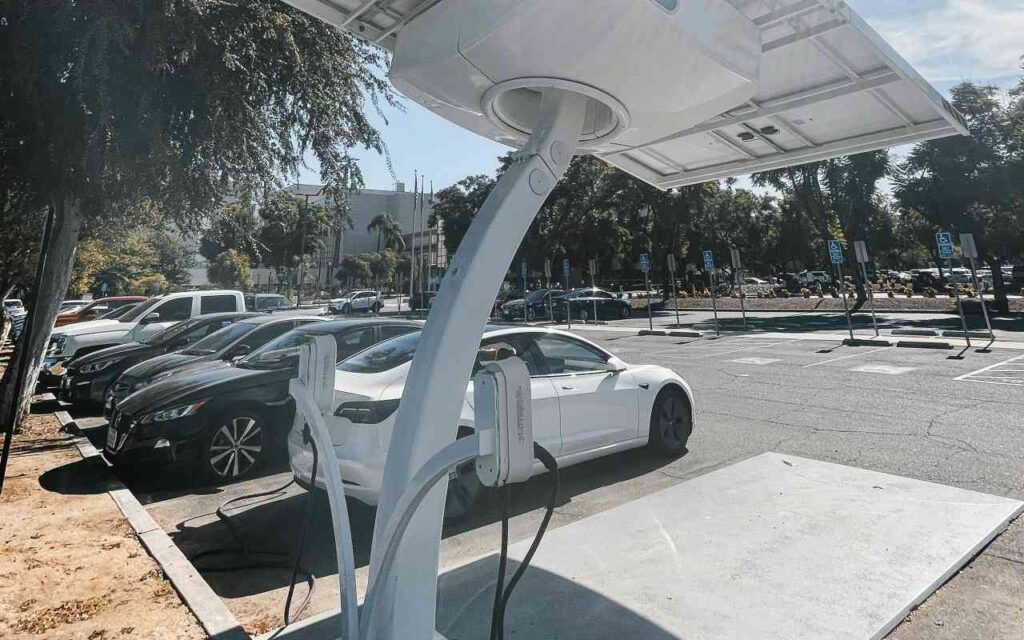 Da li su električni automobili isplativi na duge staze? 2 elektricni automobili 1