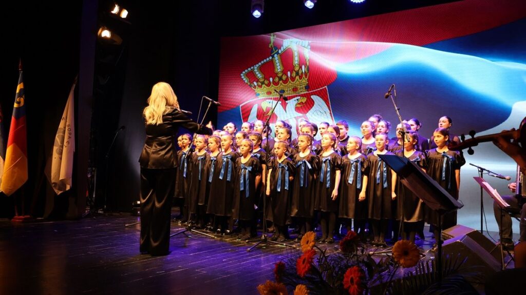 14437 VzvLHy4aQrDu 1200