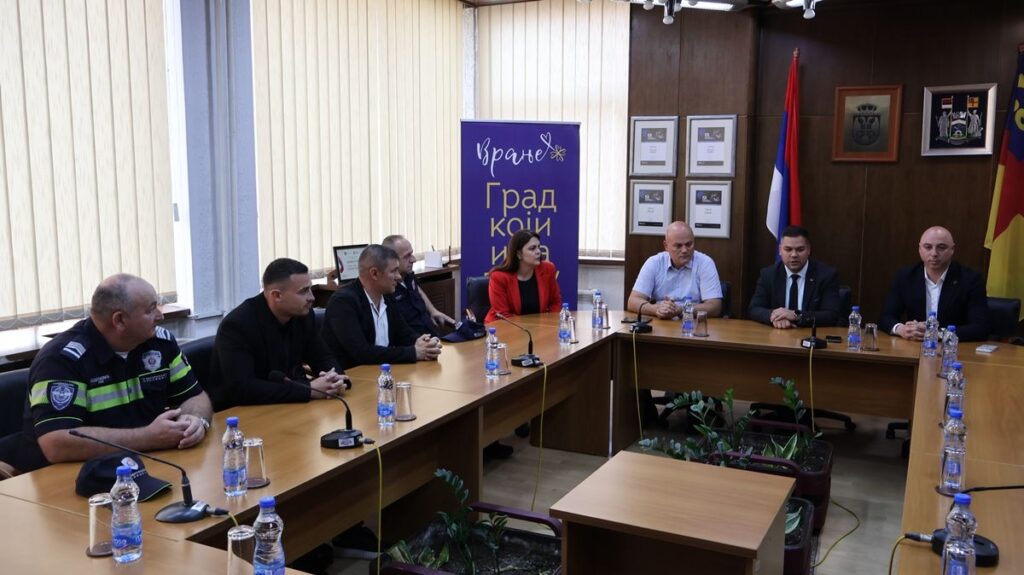 Prijem za pripadnike Policijske uprave Vranje povodom Dana policije 2 14539 SDkJzoTVdrDY 1200